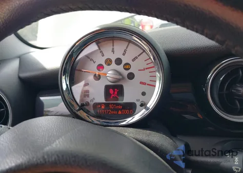 2010 Mini Cooper from USA, damaged, VIN WMWMF3C57ATU76526